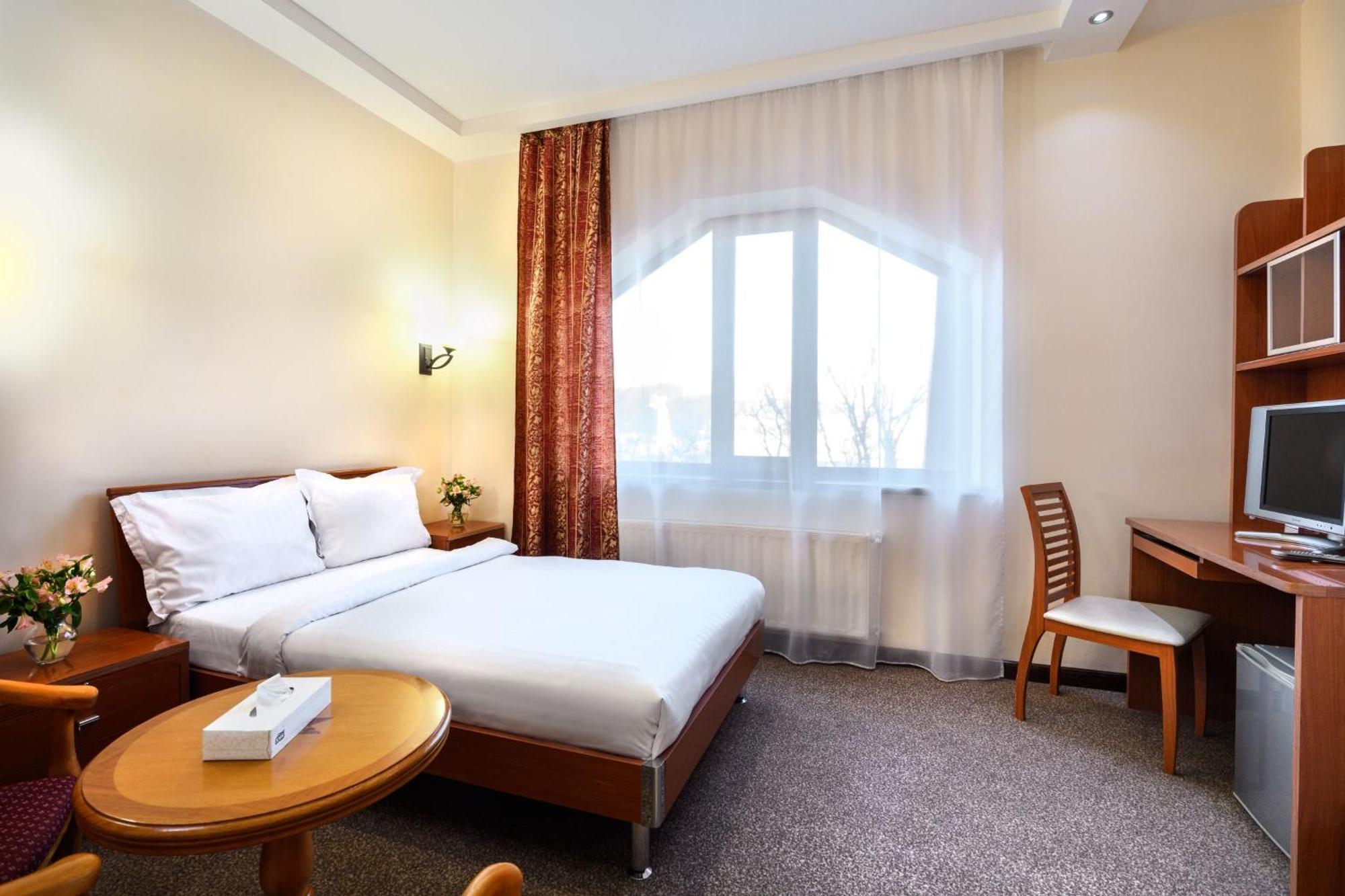 Alpina Resort By Stellar Hotels, 차그카조르 외부 사진